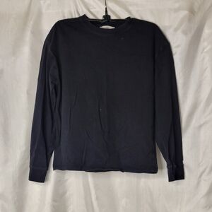 MNG crewneck  t-shirt